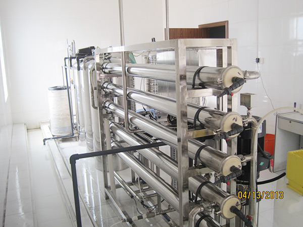 3噸紅山反滲透設備