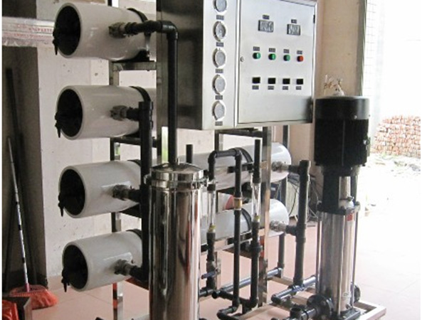 4噸1小時紅山反滲透設備