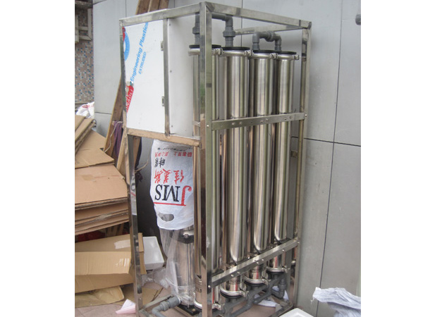 1噸紅山反滲透設備主機